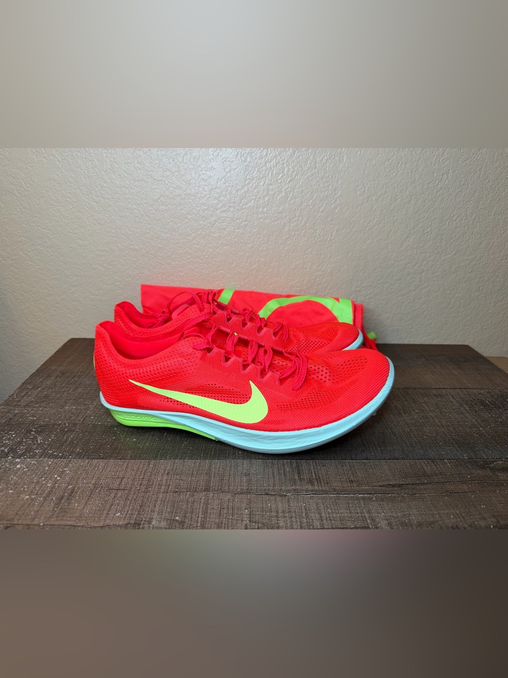Nike ZoomX Dragonfly 2 “Bright Crimson Lime Blast”
- Size 11 Men.